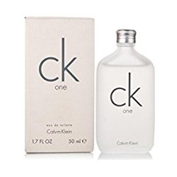 Profumo Unisex Calvin Klein CK One confezione da 50MLAdatto sia all'uomo che alla donna, CK one è la prima fragranza d