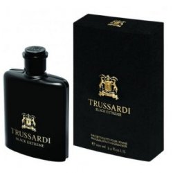 Trussardi Black Extreme Edt 50mlTrussardi Uomo diventa Black Extreme Nero assoluto, maschile, misterioso. Un nuovo pro