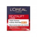 L'OREAL REVITALIFT LASER TRIPLA AZIONE CREMA ANTI ETA' GIORNO 50 ML riduce le macchie,leviga le rughe,ridensifica