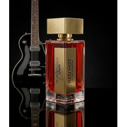 RED HOT EXTRAIT DE PARFUM 50ML  BY PIER FRANCESCO CAROFANOAmbrato floreale e legnoso,dalle sfumature speziate e sofisti
